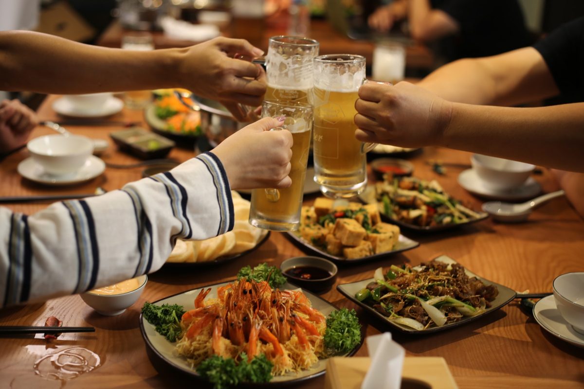 Đặt bàn nhóm
